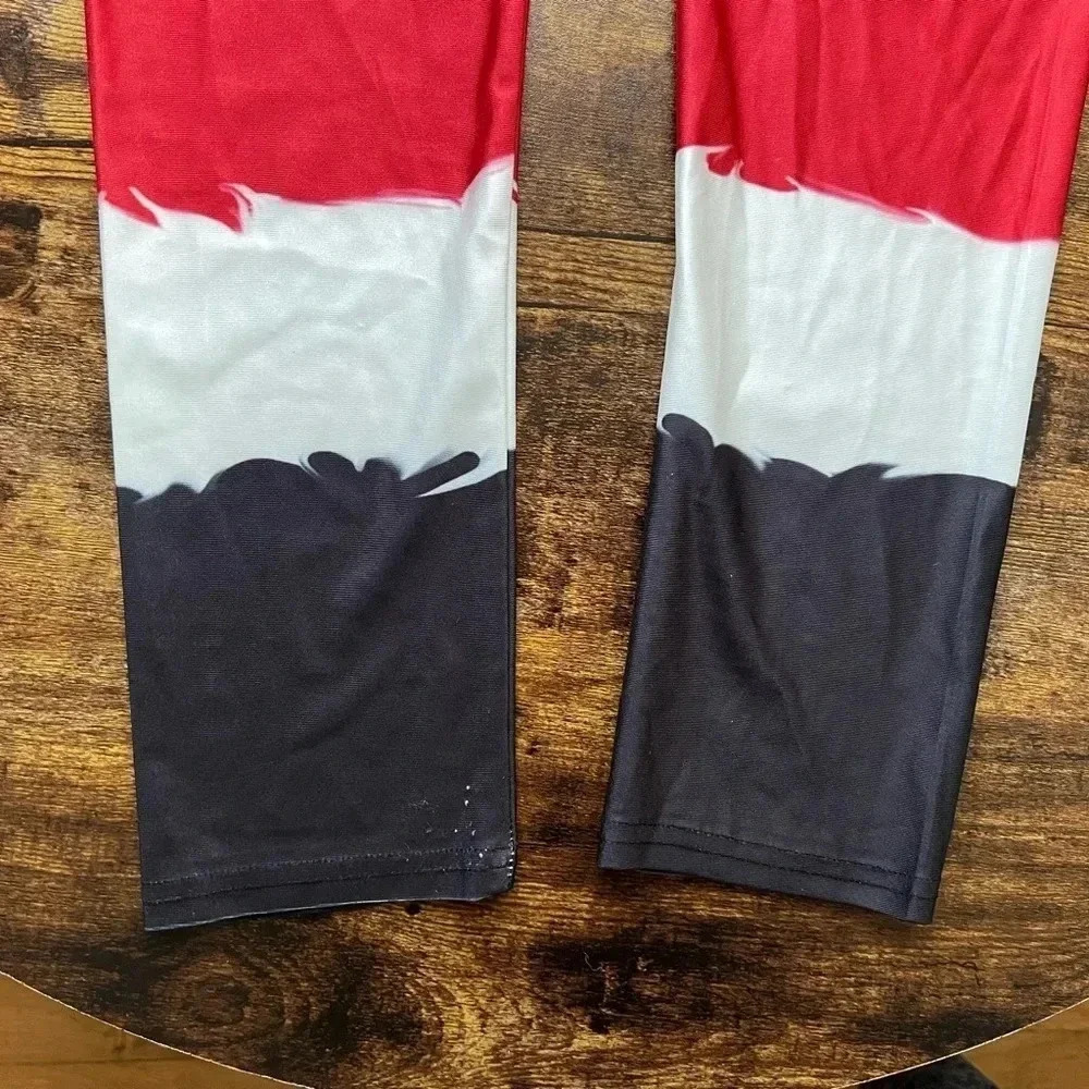 Ladies Santa Christmas leggings. Size: L/XL. - Picture 4 of 7